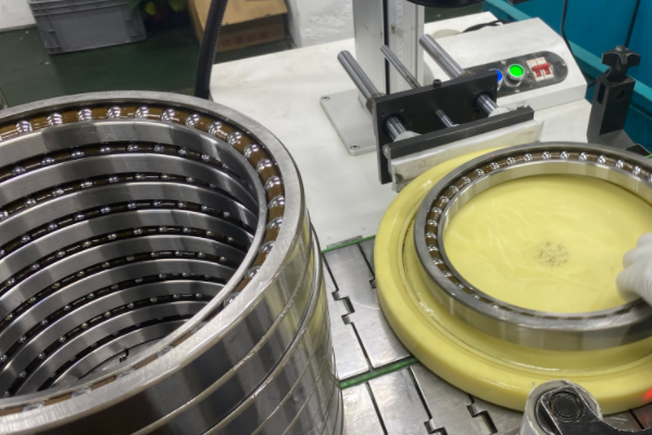 傳動軸承壞了有哪些癥狀？怎么判斷軸承是否損壞？