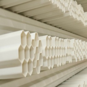 廠家直銷優質pvc塑料格柵管 九孔柵格管 穿線管 九孔管電線電纜套管