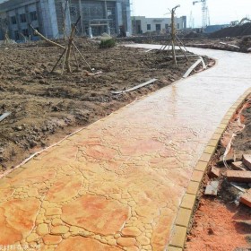 重慶涪陵區壓花地坪  水泥壓膜地坪 壓模混凝土地面 水泥壓花材料 彩色壓花地坪材料廠家  藝術壓花地坪施工單價壓花地坪材料 廠家批發壓花材料免費送貨到工地