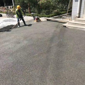 黔江區(qū)10cm彩色透水硂 透水混凝土廠家 免費(fèi)送貨上工地