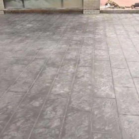 江津區(qū) 彩色壓花地坪廠家 壓模地坪廠家 彩色壓模砼材料  壓膜混凝土材料廠家批發(fā)