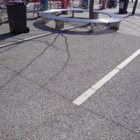 貴陽市 彩色耐磨混凝土 露骨彩色透水混凝土 c25透水混凝土 專業材料廠家