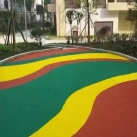 咸寧市 小區(qū)彩色混凝土 露骨彩色透水混凝土 環(huán)保透水混凝土 廠家現貨供應