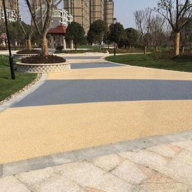 玉林市 彩色強固透水混凝土 操場彩色混凝土 生態透水混凝土 透水路面 廠家報價