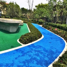 云南透水混凝土地坪 彩色透水砼路面 透水彩色地面 量大送貨到工地免費技術(shù)指導(dǎo)